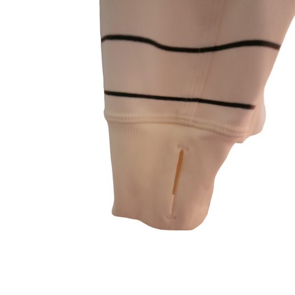 Lululemon Nice Asana Slalom stripe angel wing jacket Size 12 - Picture 8 of 12